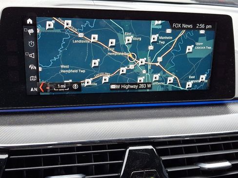 Used 2018 BMW M5 image 13