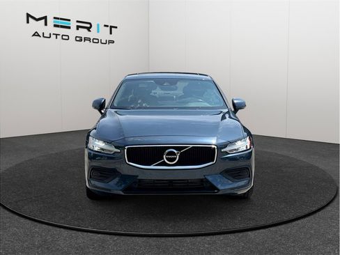 Used 2019 Volvo S60 T6 Momentum AWD/4WD image 3