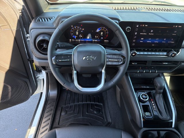Used 2025 Chevrolet Colorado Trail Boss AWD/4WD image 13