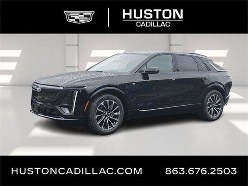 New 2026 Cadillac Lyriq Sport image 1
