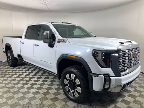 New 2026 GMC Sierra 3500 Denali w/ Denali Reserve Package image 20