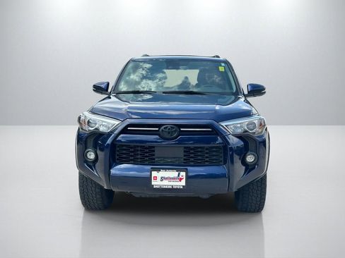 Used 2024 Toyota 4Runner SR5 Premium w/ Moonroof Package RWD image 2