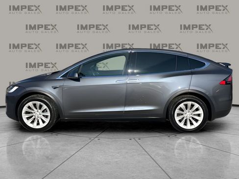 Used 2021 Tesla Model X Long Range image 2