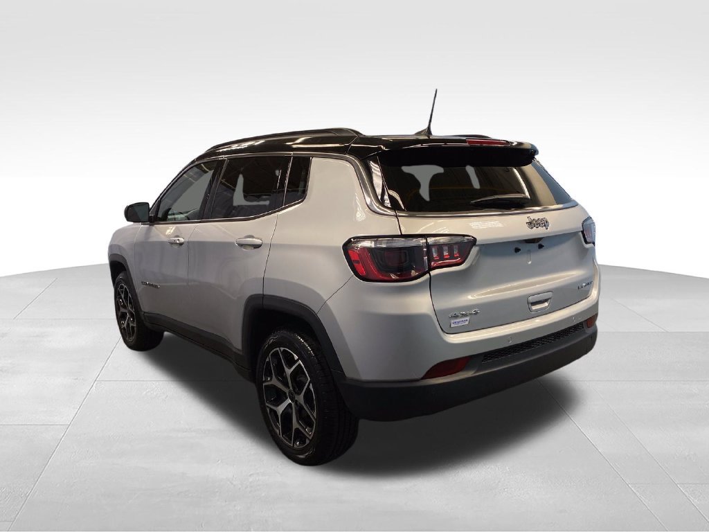 Certified 2025 Jeep Compass Limited AWD/4WD image 6