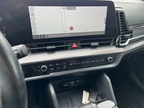 Used 2023 Kia Sportage SX image 22