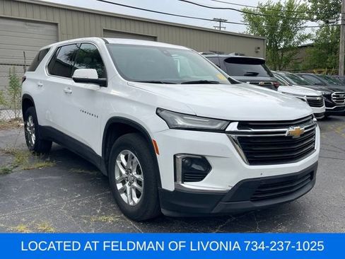 Certified 2023 Chevrolet Traverse LS w/ Safety Package FWD image 4