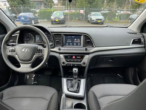 Used 2018 Hyundai Elantra SEL image 12