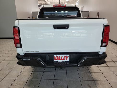 Used 2023 Chevrolet Colorado Z71 w/ Z71 Convenience Package 2 image 19