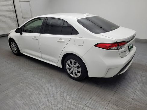 Used 2020 Toyota Corolla LE image 3