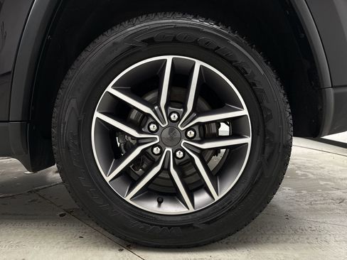 Used 2021 Jeep Grand Cherokee Limited w/ Trailer Tow Group IV image 25