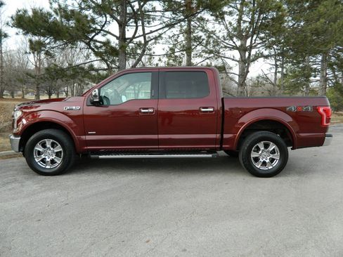 Used 2015 Ford F150 Lariat w/ Equipment Group 502A Luxury image 4