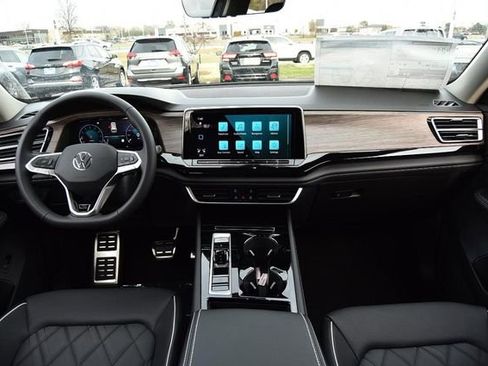 New 2026 Volkswagen Atlas SEL Premium R-Line image 7