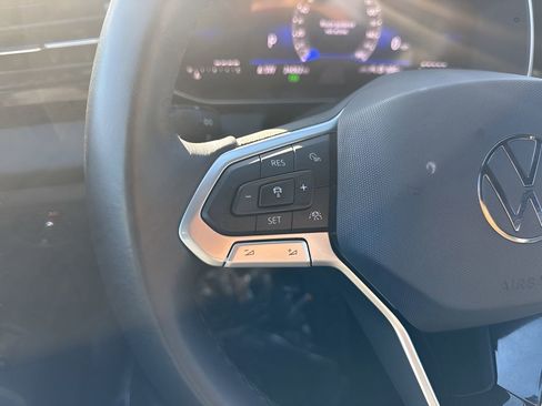 Used 2025 Volkswagen Jetta Sport image 13