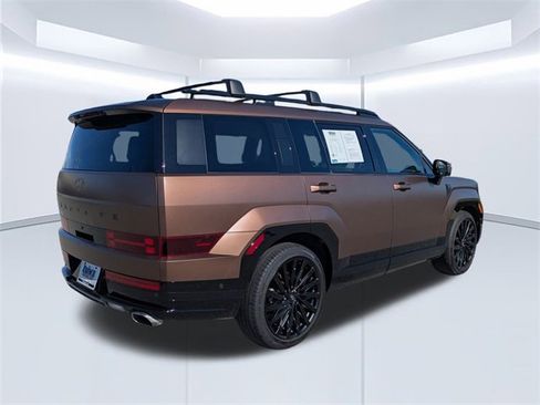 Used 2025 Hyundai Santa Fe Calligraphy image 4