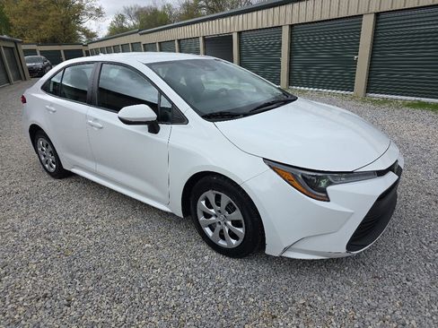 Certified 2023 Toyota Corolla LE w/ Carpet Mat Package (TMS) FWD image 8