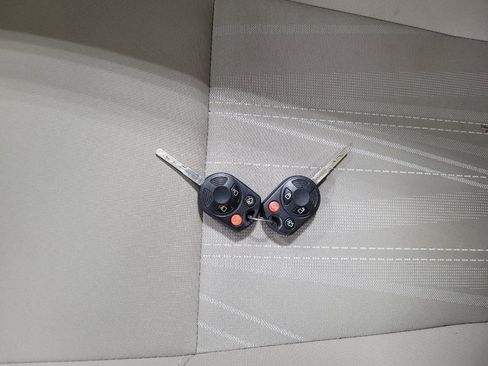 Used 2016 Ford Focus SE FWD image 32