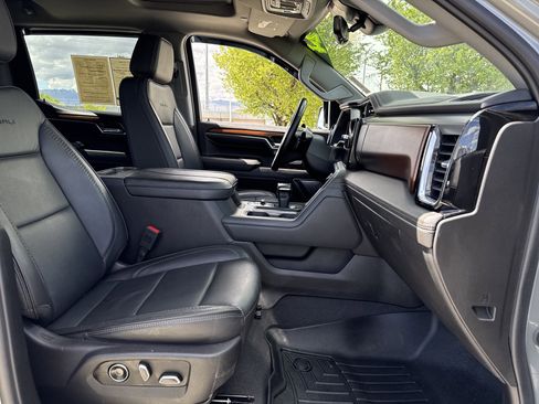 Used 2024 GMC Sierra 1500 Denali w/ Denali Reserve Package image 21