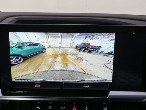 Used 2022 GMC Sierra 1500 Elevation image 25