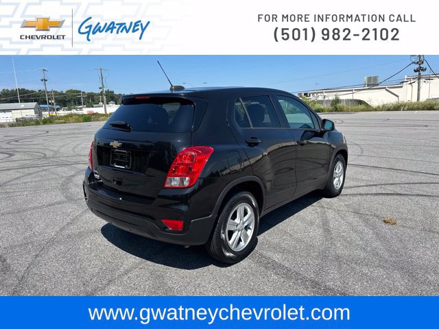 Used 2021 Chevrolet Trax LS w/ Tint and Cruise Package FWD image 5