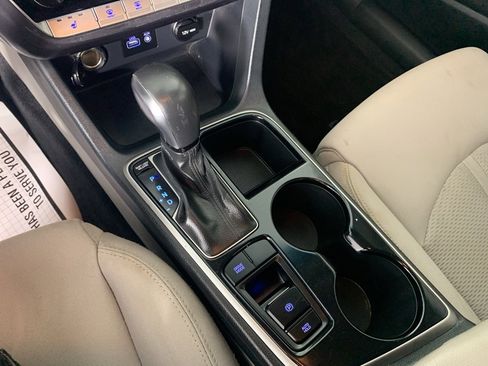 Used 2018 Hyundai Sonata SEL w/ Tech Package 02 image 25