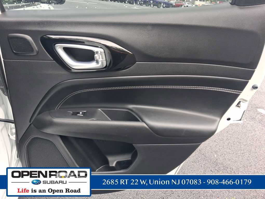 Used 2024 Jeep Compass Limited w/ High Altitude Package AWD/4WD image 18