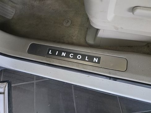 Used 2014 Lincoln MKX AWD w/ Equipment Group 102A image 20