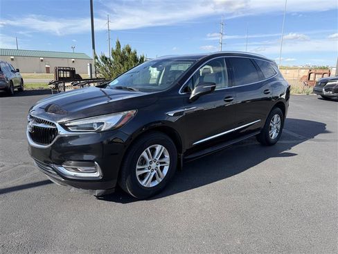 Used 2018 Buick Enclave Essence w/ LPO, Hit The Road Package AWD/4WD image 5
