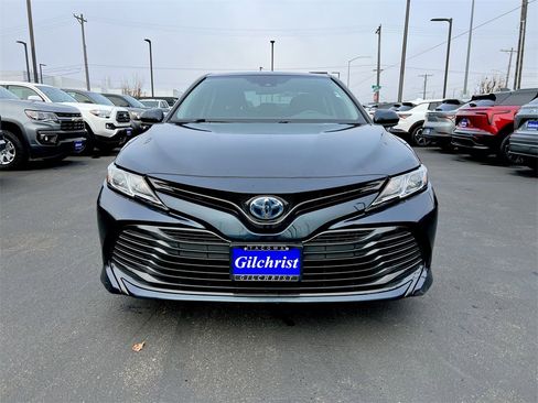 Used 2020 Toyota Camry LE image 25