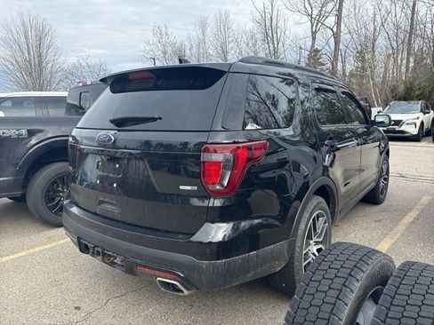 Used 2017 Ford Explorer Sport image 7