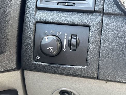 Used 2009 Dodge Charger SXT RWD image 9
