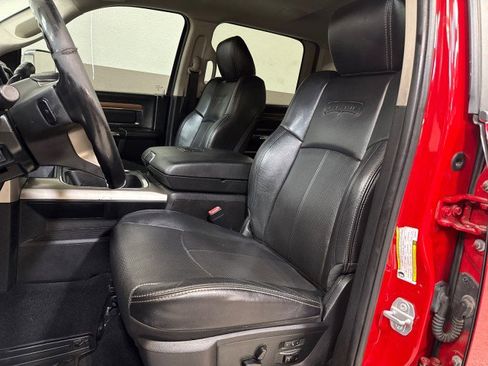 Used 2018 RAM 2500 Laramie w/ Convenience Group image 15