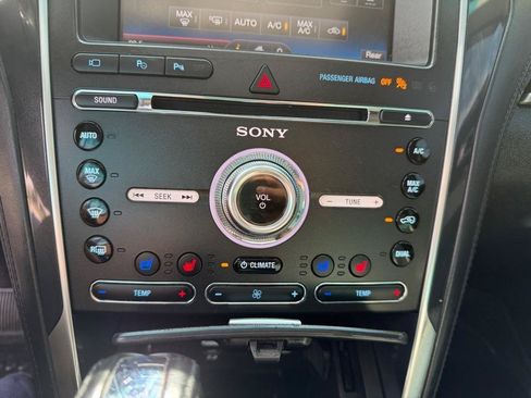 Used 2016 Ford Explorer Platinum AWD/4WD image 56