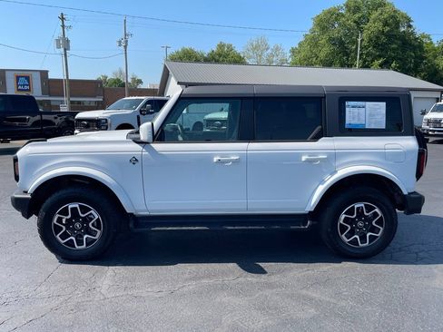 Used 2025 Ford Bronco Outer Banks AWD/4WD image 8