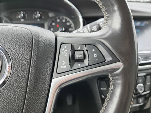 Used 2020 Buick Encore Essence image 33