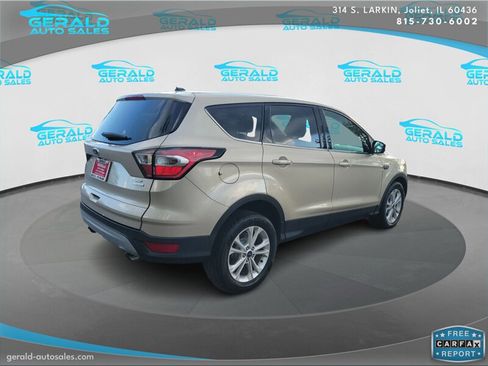 Used 2017 Ford Escape SE FWD image 7