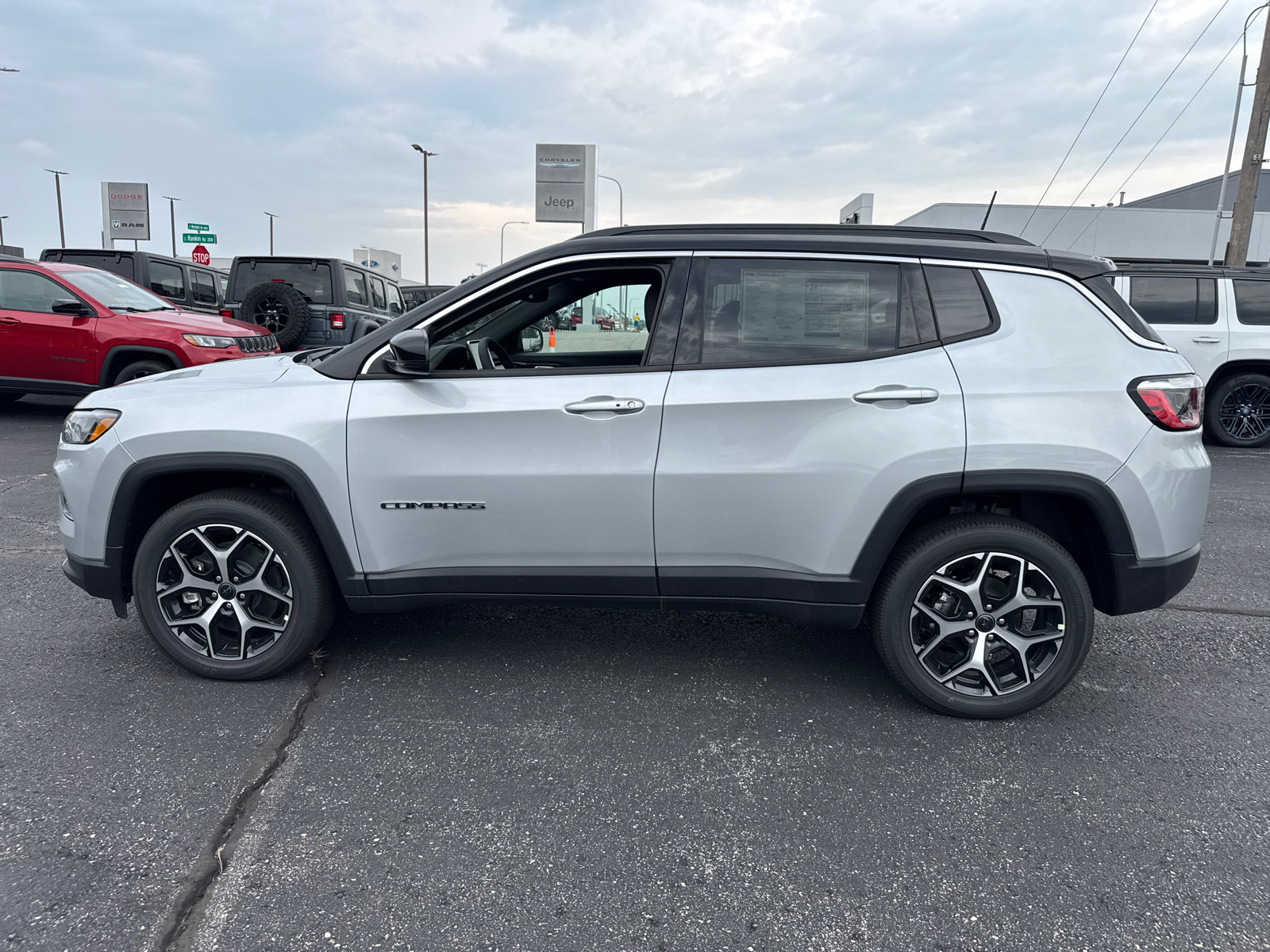 New 2026 Jeep Compass Limited w/ Sun, Sound & Navigation Group AWD/4WD image 3
