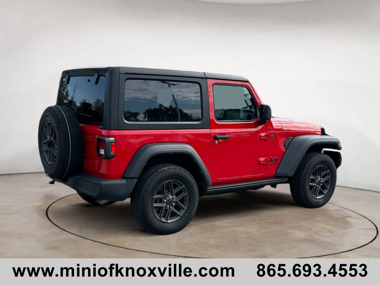 Used 2024 Jeep Wrangler Sport AWD/4WD image 3