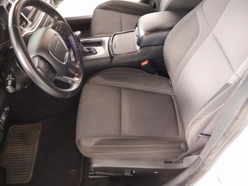 Used 2020 Dodge Charger SXT w/ Blacktop Package image 10