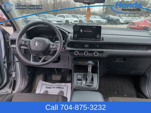 Used 2023 Honda CR-V LX image 18