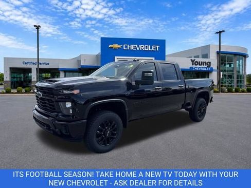 New 2026 Chevrolet Silverado 2500 Custom w/ Custom Value Package AWD/4WD image 3