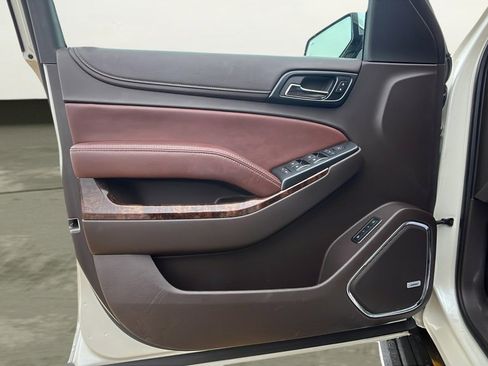 Used 2015 Chevrolet Tahoe LTZ image 19