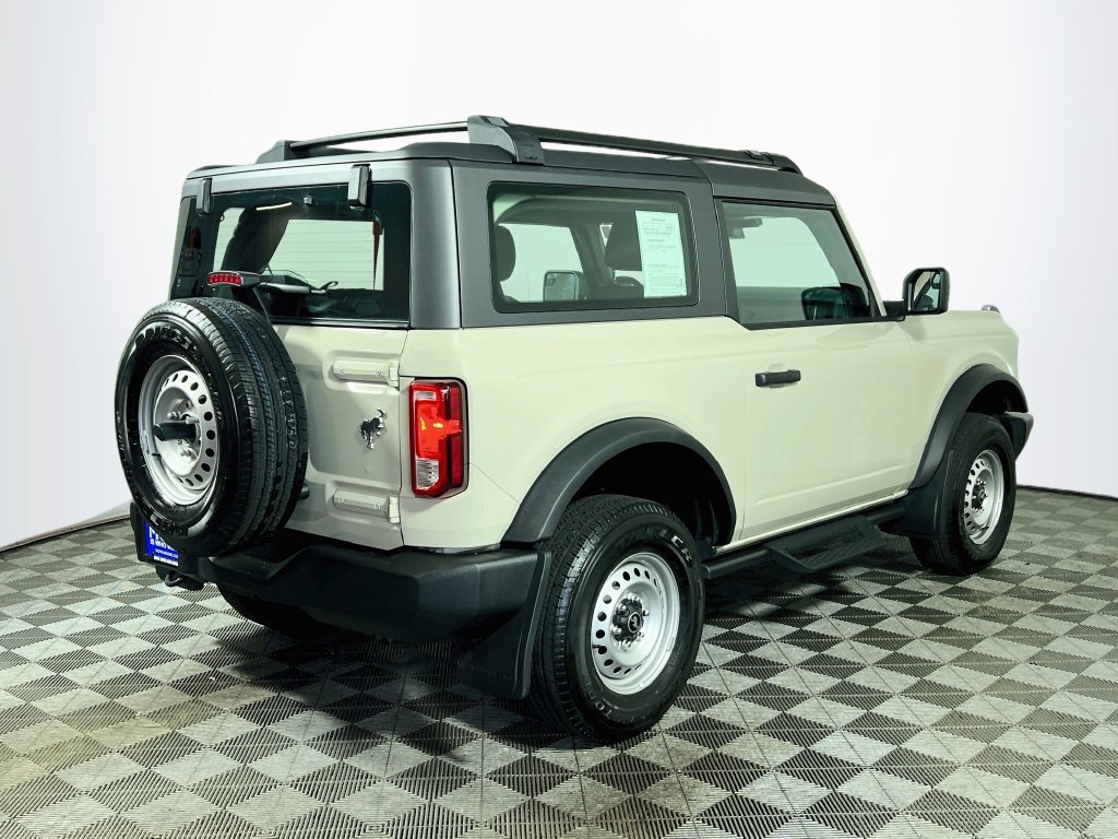 Used 2025 Ford Bronco 2-Door AWD/4WD image 7