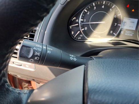 Used 2018 Nissan Armada SL w/ Moonroof Package AWD/4WD image 18