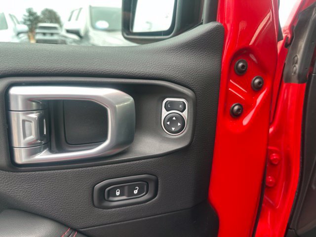 Used 2026 Jeep Wrangler Unlimited Rubicon w/ Safety Group AWD/4WD image 16