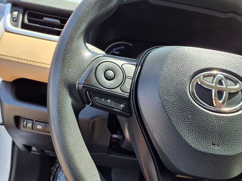 Certified 2025 Toyota RAV4 XLE AWD/4WD image 20