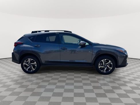 Used 2024 Subaru Crosstrek 2.0i Premium AWD/4WD image 3