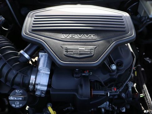 Certified 2018 Cadillac XT5 Luxury image 30