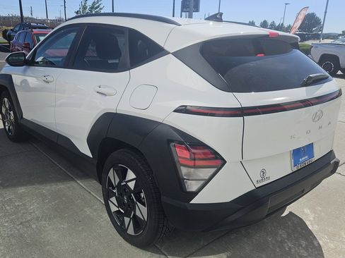 Used 2025 Hyundai Kona SEL FWD image 24