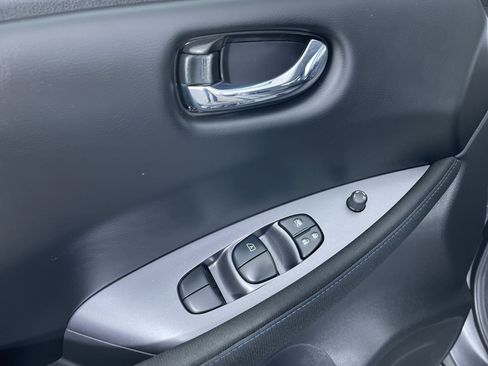 Certified 2025 Nissan Leaf S FWD image 13