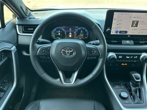 Used 2024 Toyota RAV4 XSE w/ Advanced Technology Package AWD/4WD image 14